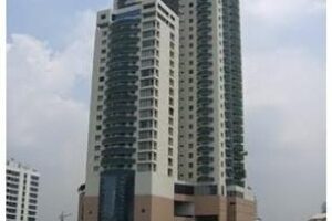 คอนโด LAS COLINAS  ใกล้รถไฟฟ้า BTS  อโศก และ  MRT สุุขุมวิท