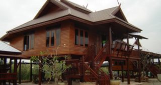 แบบบ้านทรงไทย เรือนไม้ทรงประยุกต์ใต้ถุนสูง