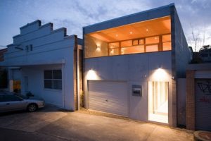 แบบบ้านสองชั้น ปรับปรุงทาวน์โฮมให้กลายเป็น Modern Loft สมัยใหม่