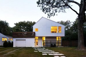 แบบบ้านสองชั้น บ้านสีขาวสไตล์ contemporary เย็นสบายระบายความร้อนได้ดี
