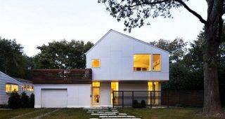 แบบบ้านสองชั้น บ้านสีขาวสไตล์ contemporary เย็นสบายระบายความร้อนได้ดี