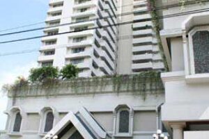 คอนโด ดี.เอส. ทาวเวอร์ 1 สุขุมวิท 33 D.S. Tower 1 Sukhumvit 33 ใกล้รถไฟฟ้า BTS พร้อมพงษ์