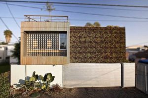 แบบบ้านประหยัดพลังงาน Eco House ที่ช่วยเพิ่มพื้นที่สีเขียวให้ชุมชน