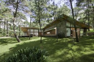 แบบบ้านชั้นเดียว บ้านผนังหิน เรียบหรู สงบงาม สไตล์เซน