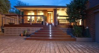 แบบบ้านชั้นเดียว บ้านลานอิฐ สวยเย็นตา น่าดึงดูดใจ
