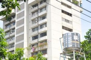 คอนโด บ้านปรีดา (สุขุมวิท 8) ใกล้รถไฟฟ้า BTS นานา และ MRT สุขุมวิท