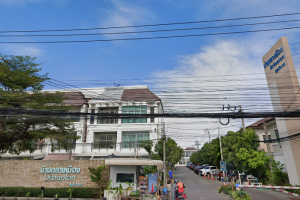 ทาวน์โฮม บ้านกลางเมือง เออบาเนี่ยน สุขุมวิท 113 Baan Klang Muang Urbanion Sukhumvit 113