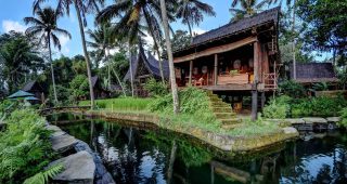 รีสอร์ตแสนสวยในบาหลี Bambu Indah Resort