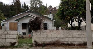 รีโนเวทบ้านปี 1912 ให้กลายเป็นบ้านใหม่สไตล์แกลอรี่ จาก Los Angeles