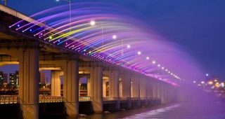 สะพานน้ำพุสายรุ้ง Banpo Bridge จากประเทศเกาหลี