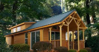 บ้านชั้นเดียวสไตล์ Log Cabin ก่อสร้างง่ายและน่าอยู่