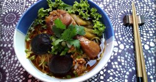 แจกสูตรก๋วยเตี๋ยวไก่ตุ๋นมะระ สูตรเด็ด