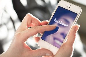 10 พฤติกรรม ที่ทำให้เพื่อนบน Facebook ของคุณไม่อยากกด