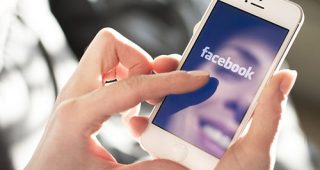 10 พฤติกรรม ที่ทำให้เพื่อนบน Facebook ของคุณไม่อยากกด