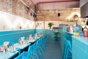 Phamily Kitchen ร้านอาหารเวียดนาม สีขาวฟ้า สไตล์ลอฟท์ จากออสเตรเลีย