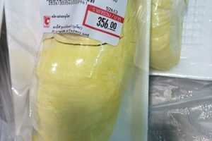 แพงโครต! Big C ภูเก็ต ขายทุเรียนกิโลกรัม 899 บาท