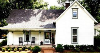 บ้านไม้แนว Folk Victorian จากเทนเนสซี่ น่าอยู่ได้ใจ