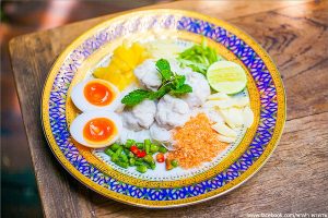 วิธีทำขนมจีนซาวน้ำ แบบโบราณ เครื่องครบ รสเลิศ