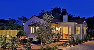 Montecito Cottage บ้านสีเทาริมทะเลบรรยากาศงดงาม