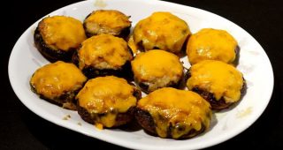 แจกสูตร...เห็ด Portobello ยัดไส้หมูสับ + เห็ดเข็มทอง อบชีส