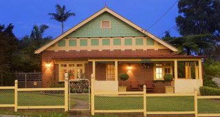 บ้านสวยทูโทน เขียว-น้ำตาล ตัดครีมอบอุ่นลงตัว