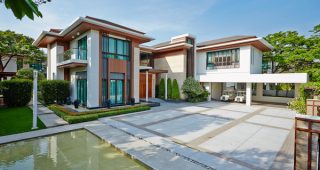 นวธานี เรสซิเดนซ์ Navatanee Residence บ้านเดี่ยวระดับ Luxury บนที่ดิน 350 ตร.วา ขึ้นไป เพียง 16 ยูนิต เริ่ม 88-129 ล้านบาท