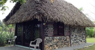 บ้านรีสอร์ทแต่งขวดเบียร์ไอเดียเก๋กู้ด