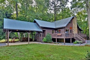 บ้านไม้ Log Cabin ริมน้ำในป่าสวย