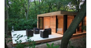 เรือนพักผ่อนกลางสวนป่าแนว Modern-Eco