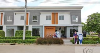EP.393 รีวิว บ้านพฤกษา 74/3 ศรีนครินทร์-เทพารักษ์ ทาวน์โฮม 2 ชั้น ราคาเริ่มต้น 1.5 ล้านบาท