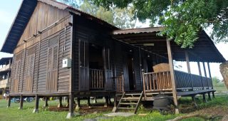 Cozy River Cottage บ้านไม้ยกพื้นโบราณริมแม่น้ำ