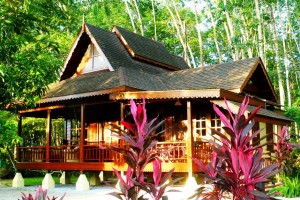 บ้านไม้สวยสดจากมาเลเซีย ตรึงตาด้วยสถาปัตยกรรมผสมผสาน