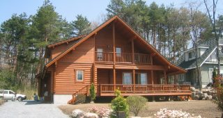บ้านไม้ Log Cabin สไตล์ญี่ปุ่น น้อยแต่เนี๊ยบน่าอยู่