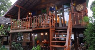 บ้านไม้โฮมสเตย์แสนสวยจากจังหวัดเชียงใหม่