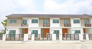 EP.1060 รีวิว บ้านพฤกษา สถานีรถไฟฟ้าคลองบางไผ่-บางใหญ่ ทาวน์โฮมสไตล์โมเดิร์น หน้ากว้าง 5.7 เมตร เริ่ม 1.69 ล้านบาท