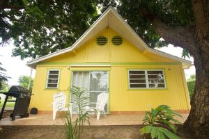 Lemon House บ้านคอทเทจสีเหลืองเลม่อน เย็นสบายในสวน