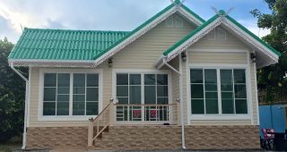 รีวิว : บ้านชั้นเดียว สไตล์รีสอร์ท พื้นที่ใช้สอย 51 ตร.ม. งบประมาณ 560,000 บาท