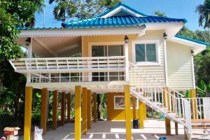 รีวิว บ้านชั้นเดียวยกพื้น สไตล์ชนบท พื้นที่ใช้สอย 42.5 ตร.ม. งบประมาณ 570,000 บาท