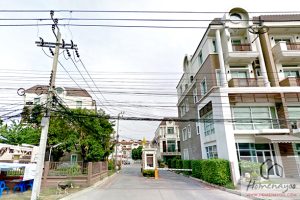 ทาวน์โฮม พรีเมียม เพลส เกษตรนวมินทร์-มัยลาภ Premium Place Kaset Nawamin-Maiyalarb