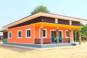 รีวิว บ้านโมเดิร์นชั้นเดียว สีส้มสดใส พื้นที่ใช้สอย 113 ตร.ม. ด้วยงบ 1.07 ล้านบาท