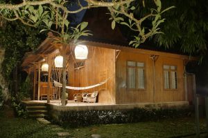 Summer House บ้านไม้รีสอร์ทกลางเกาะบาหลี