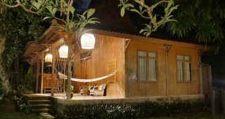 Summer House บ้านไม้รีสอร์ทกลางเกาะบาหลี