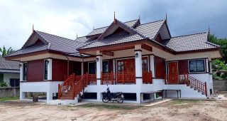 รีวิว ปลูกบ้านเรือนไทยประยุกต์ พื้นที่ใช้สอย 142 ตร.ม. งบประมาณ 1.8 ล้านบาท