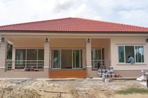 รีวิว บ้านเดี่ยวหน้ากว้างชั้นเดียว แนวร่วมสมัย 3 ห้องนอน 2 ห้องน้ำ งบประมาณ 1.85 ล้านบาท