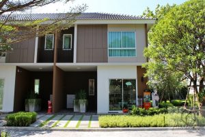 EP.947 รีวิว ทาวน์โฮม The Connect เทพารักษ์-เมืองใหม่ พร้อมคลับเฮ้าส์ และ สระว่ายน้ำ ราคาเริ่มต้น 1.98 ล้านบาท