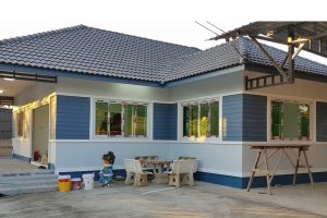 รีวิว บ้านเดี่ยวชั้นเดียว แนวทรอปิคอล พื้นที่ใช้สอย 126 ตร.ม. งบประมาณ 1.2 ล้านบาท
