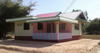 รีวิว บ้านชั้นเดียว แนวชนบท พื้นที่ใช้สอย 64 ตร.ม. งบประมาณ 390,000 บาท