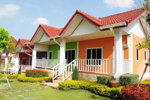 รีสอร์ทบ้านแฝดสีพาสเทลหวานน่ารัก งบไม่แพงน่าอยู่ได้อีก