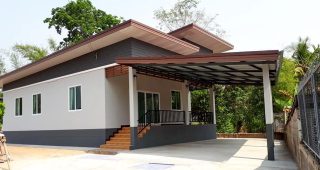 รีวิว บ้านเดี่ยวสไตล์โมเดิร์น หลังคาเพิงแหงน พื้นที่ใช้สอย 116 ตร.ม. งบประมาณ 1.1 ลบ.