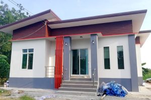 รีวิว บ้านโมเดิร์นชั้นเดียว หลังคาปีกนก พื้นที่ใช้สอย 78 ตร.ม. งบประมาณ 720,000 บาท